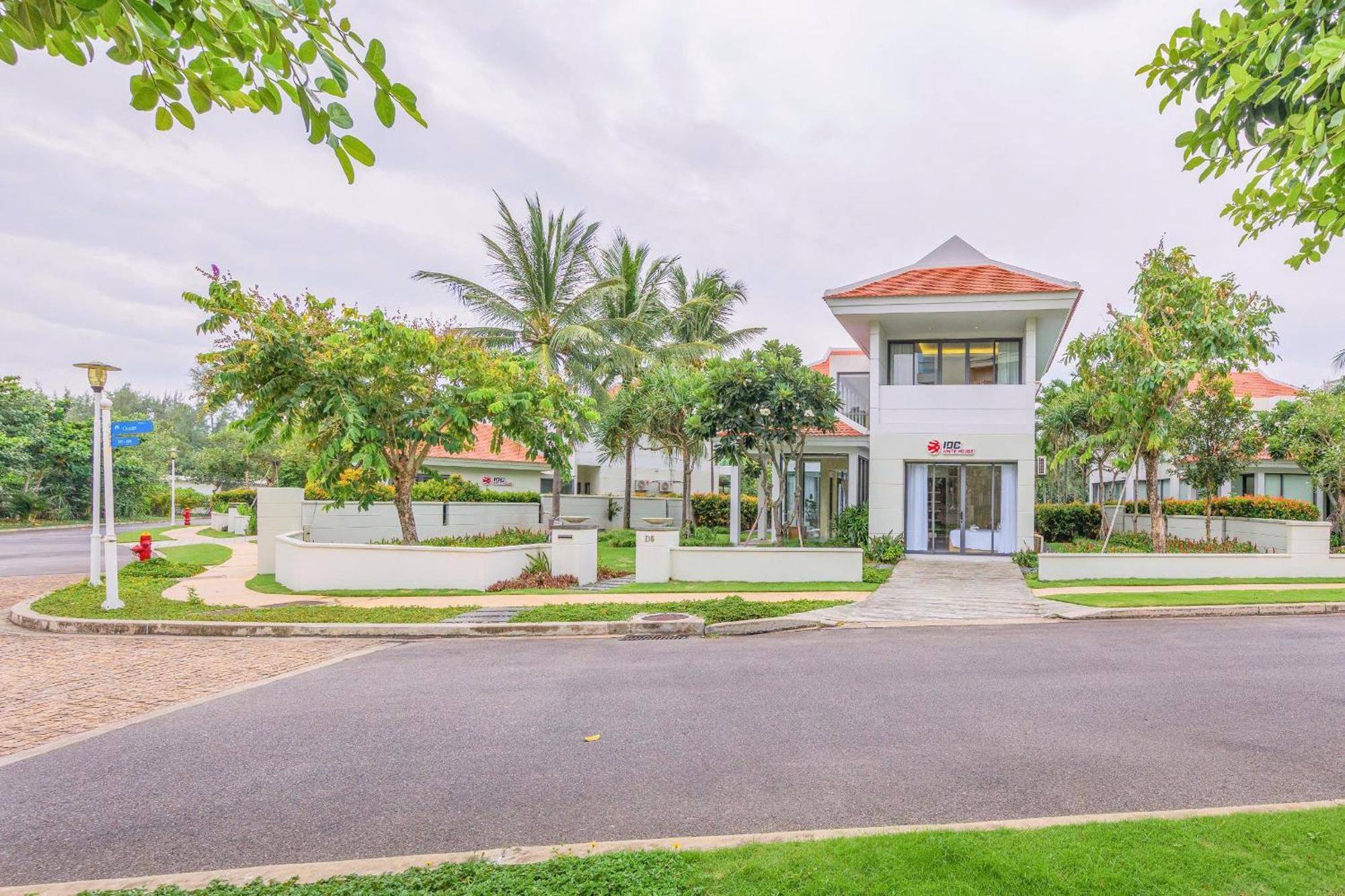 Idc White House Da Nang Villa Buitenkant foto